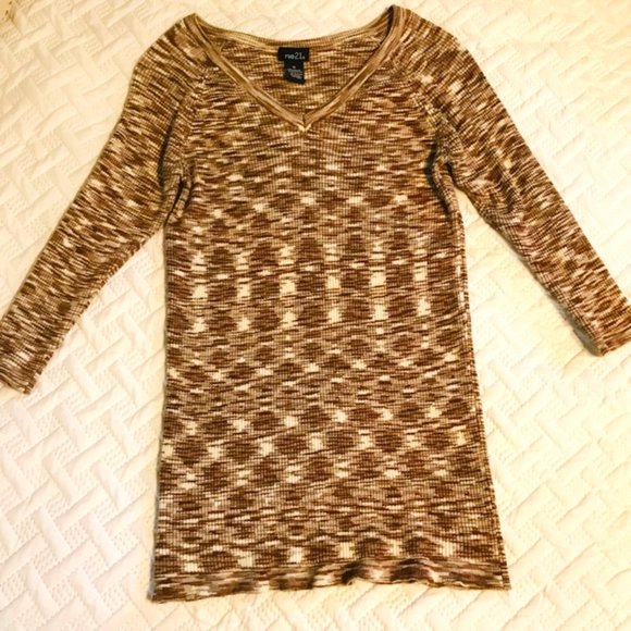 Rue21 V-Neck 3/4 Sleeve Sweater - Picture 1 of 3